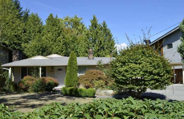 Updated Clyde Hill Home with Spacious Living  Yard photos photos