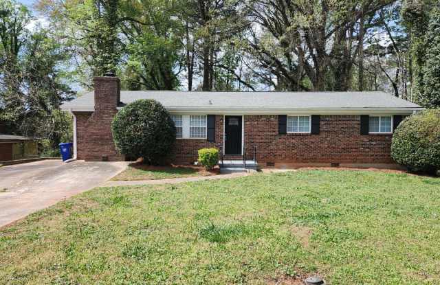 Charming 3BR Ranch with Deck, Large Yard & Basement Access photos photos