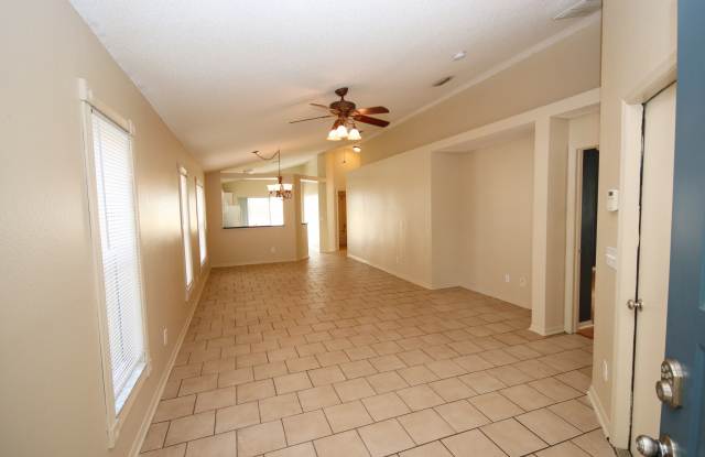 623 Cape Cod Cir Gallery 3