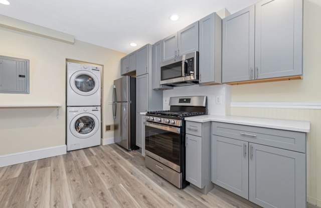 $3395/Month Bright  Spacious Brighton 3Bed / 1Bath in Oak Square photos photos