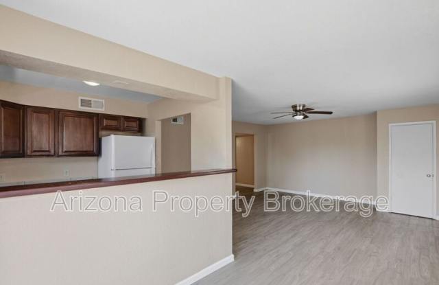 607 W. Rio Salado Pkwy. photos photos