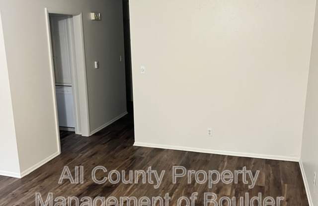 4425 Comanche Dr Gallery 2