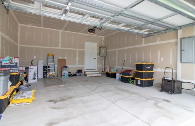 WINTER RENTAL - 3 BED 2.5 BATH SINGLE FAMILY - SELBYVILLE photos photos