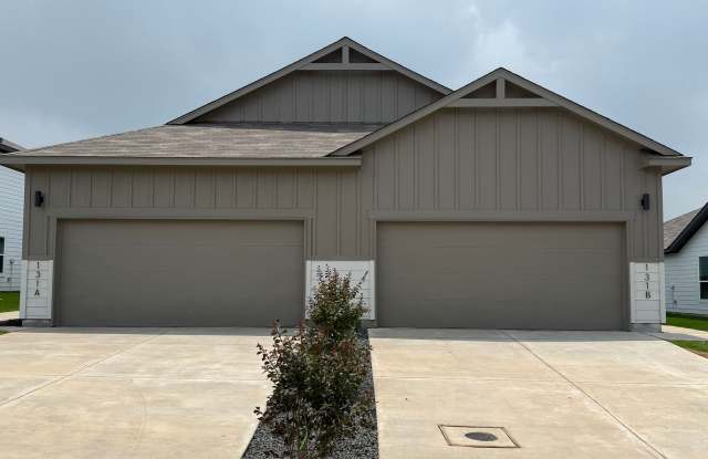 Come and See for Yourself Why Emma Park is the Premiere Luxury Community in Buda. Gallery 1
