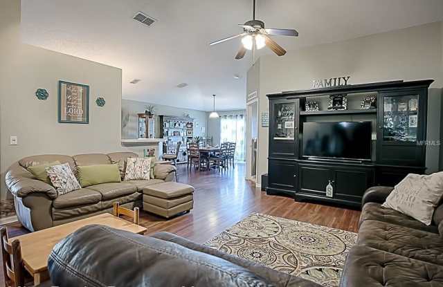 1820 Western Hills Ln. Gallery 4