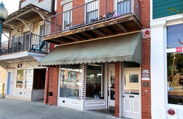 72 N Court St - 72 North Court Street, Athens, OH 45701