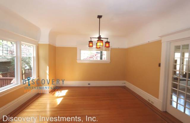 654 Chetwood St. Gallery 4