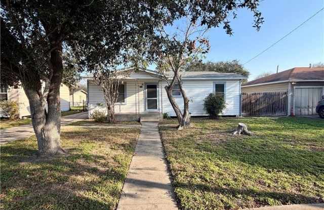 4914 Carroll Gallery 1