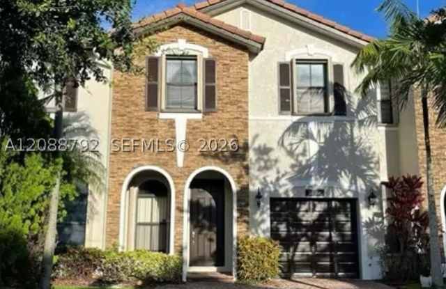 3178 NW 103rd Pl Gallery 1