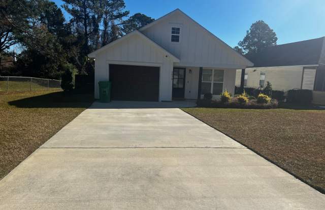Beautiful 3/2 On Marathon Dr. Gallery 1