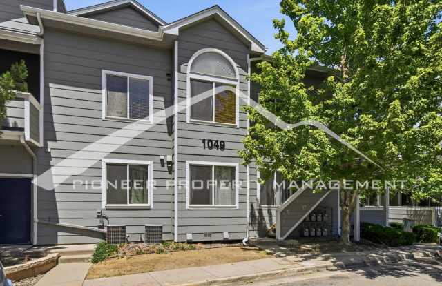 Awesome Townhome in Arvada photos photos Awesome Townhome in Arvada photos photos