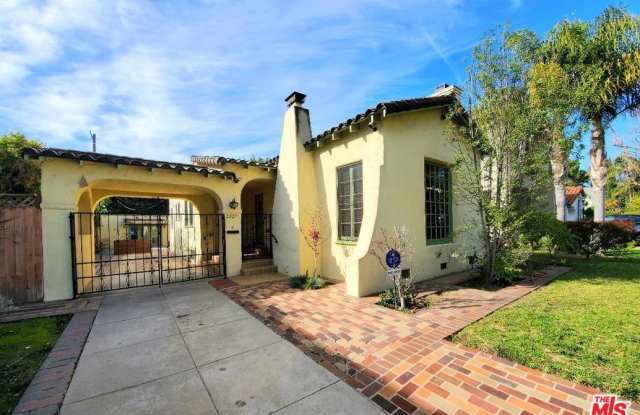 2327 MIDVALE Avenue Gallery 2