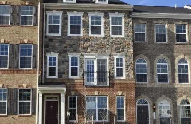 1598 KINNAIRD TERRACE NE photos photos