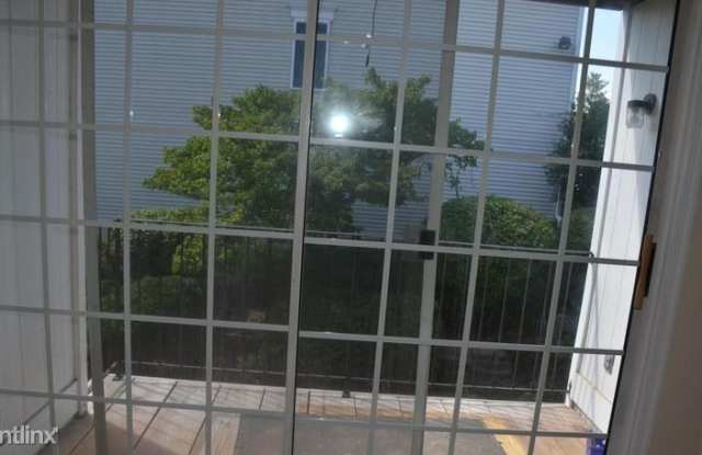 105 Fort Evans Rd SE Apt D Gallery 4