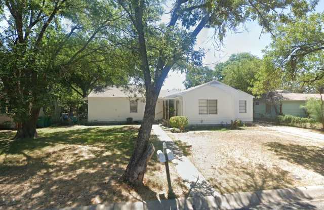 107 East Comay Circle photos photos