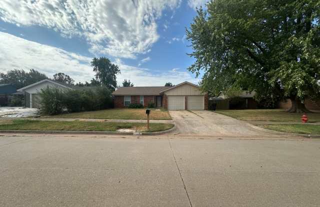 3 Bed, 2 Bath Brick Home w/2 Car Garage photos photos 3 Bed, 2 Bath Brick Home w/2 Car Garage photos photos