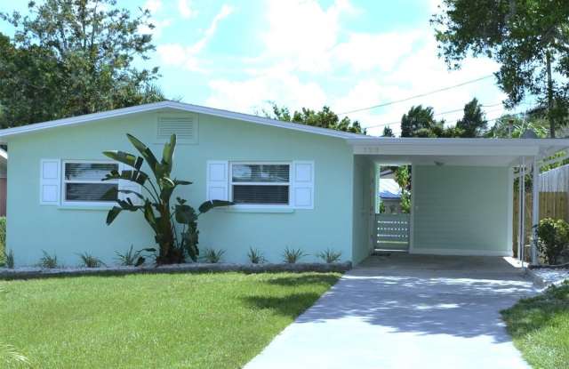 123 FLORIDA BOULEVARD - 123 Florida Boulevard, Palm Harbor, FL 34683