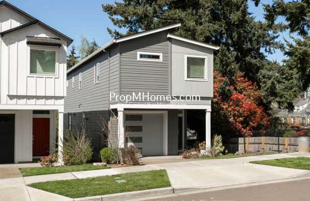 Modern Three Bedroom Home in SW Portland! photos photos