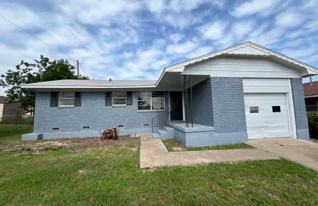 3313 SW Salinas-COMING SOON! photos photos