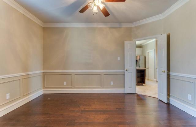 400 Cold Springs Court Gallery 4