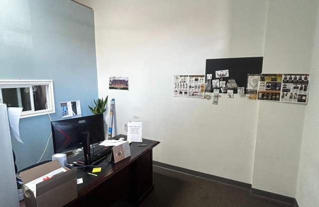 9834 LIBERIA Avenue Gallery 2