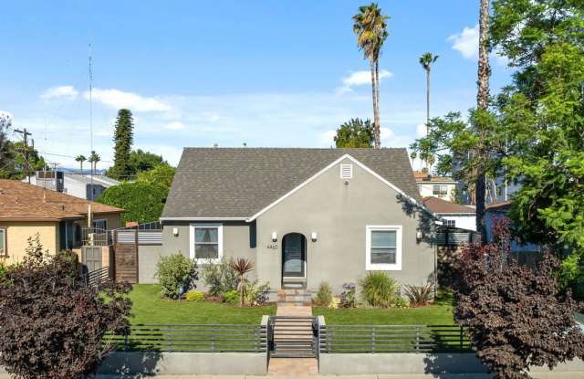 4460 Stansbury Ave Gallery 2