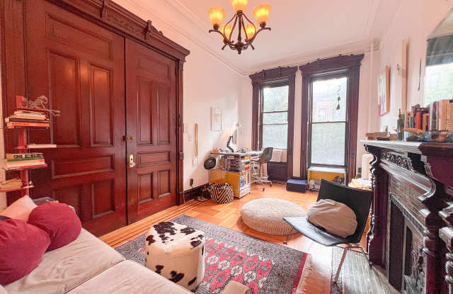 651 10th St Apt 2 Gallery 2