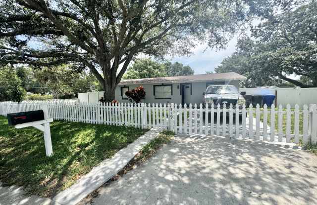 719 North Lavon Avenue photos photos