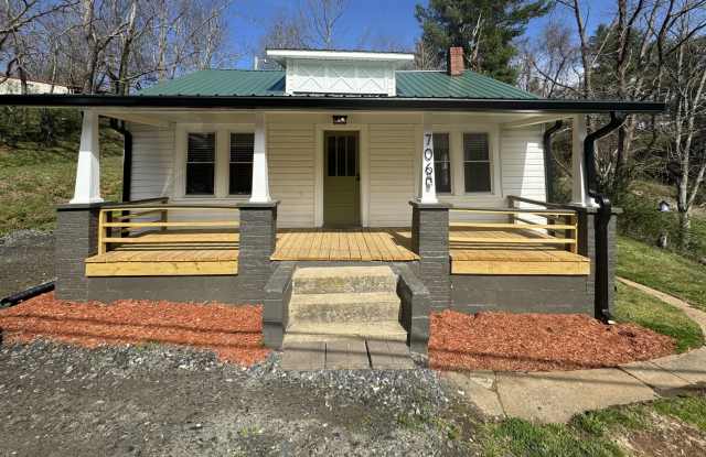 706 Pear Drive photos photos