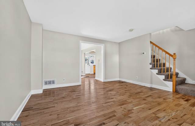 7531 HOLABIRD Avenue Gallery 4