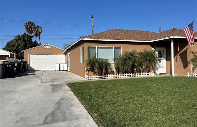 14527 Chere photos photos