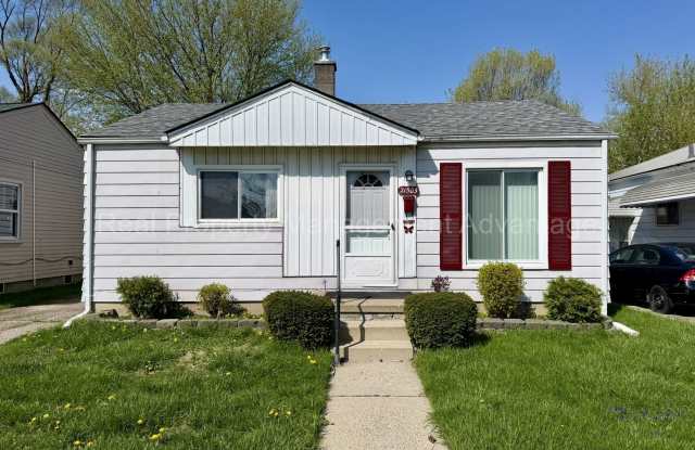 Meticulously Maintained 2 Bedroom Ranch with Large Backyard! photos photos