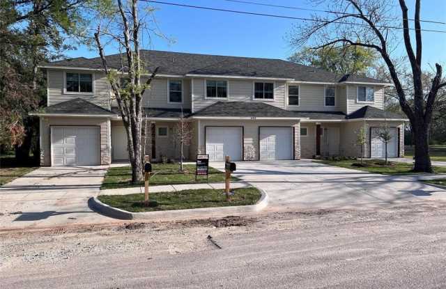 690 Union Street - 690 Union Street, Bonham, TX 75418