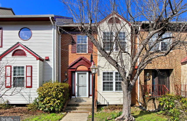 6080 HEATHERWOOD DRIVE - 6080 Heatherwood Drive, Franconia, VA 22310