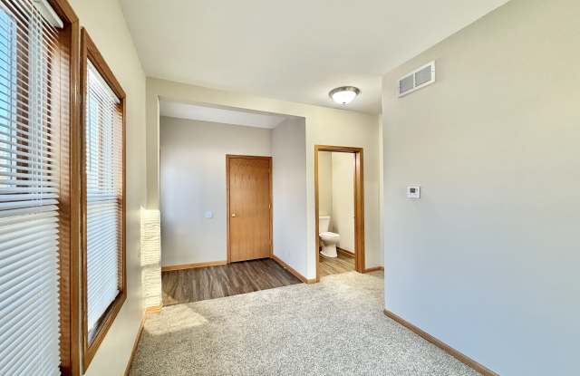 17 Elliott Street photos photos