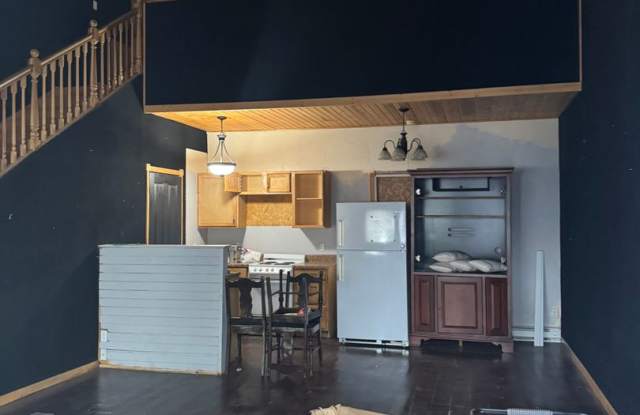 Flex space available! Gallery 3