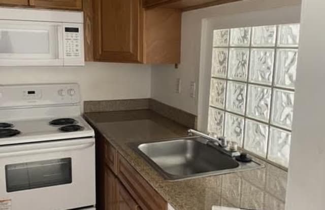10018 Winding Lake Rd - 10018 Winding Lakes Road, Sunrise, FL 33351