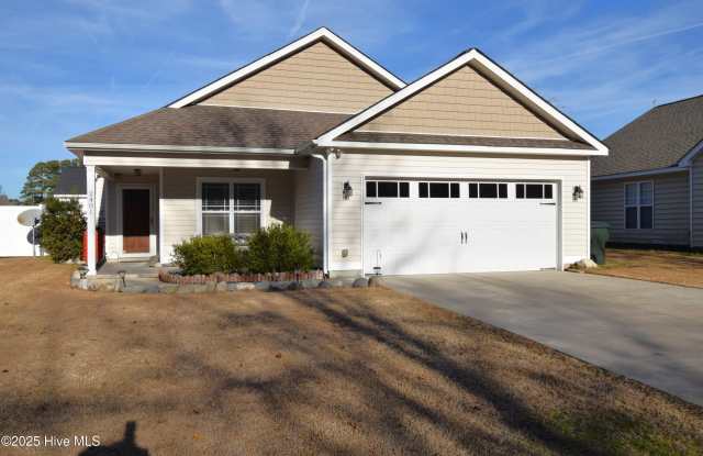 2401 Sawgrass Drive - 2401 Sawgrass Drive, Greenville, NC 28590