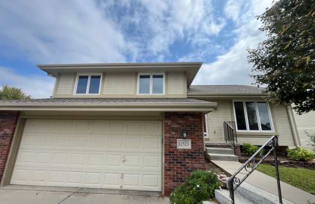 Charming 3-Bed, 2-Bath Gretna Home with Modern Comforts photos photos