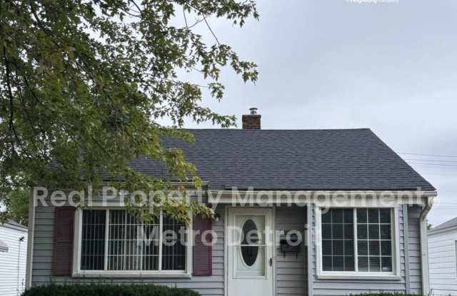 3-Bedroom Single-Family Home in Harper Woods, Michigan photos photos