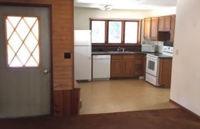 256 Lake Tahoe Circle - 256 Lake Tahoe Cir, Anchorage, AK 99587