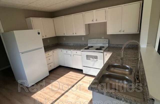 1400 Cedar Hill Road photos photos