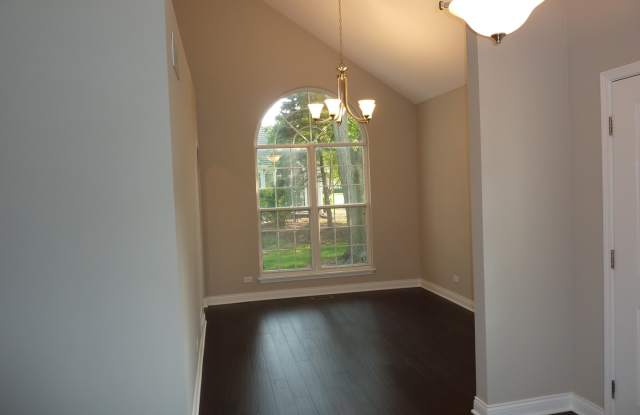 1585 Regan Court Gallery 4