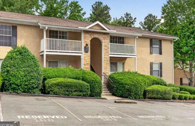 3140 Seven Pines CT 106 Gallery 3