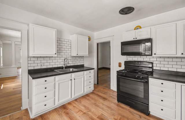 29 Coldbrook Street Northeast photos photos