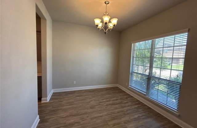 3400 Western Bluff Court Gallery 3