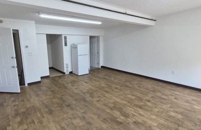 36 Arch St Gallery 4