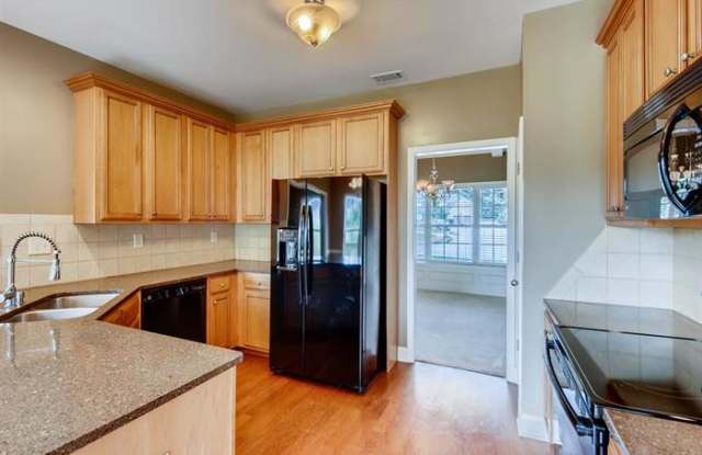 3067 Hollowstone Drive Southwest Gallery 2