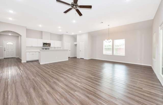 1206 Denison Ave ***Ask about our No Cash Security Deposit Option*** Gallery 3