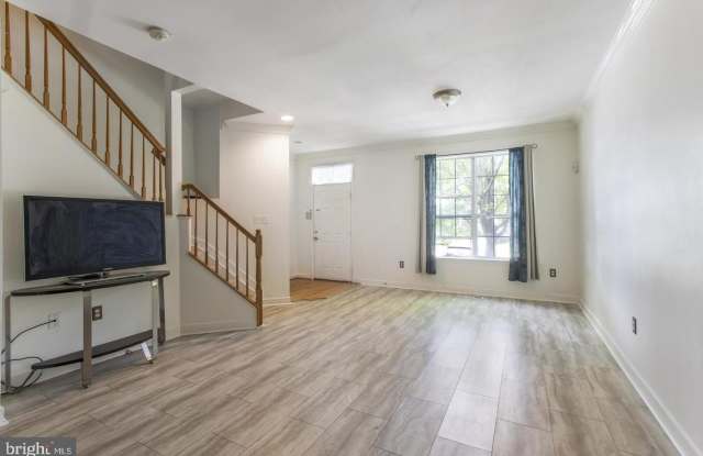 12986 TERMINAL WAY Gallery 4